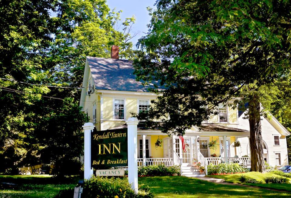 Kendall Tavern Inn Bed and Breakfast (Freeport) 