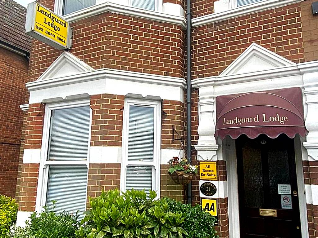 Landguard Lodge Guest House