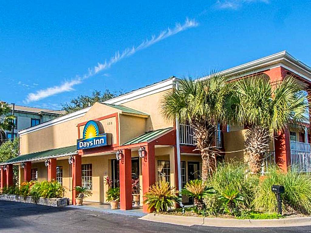 Days Inn by Wyndham Fort Walton Beach