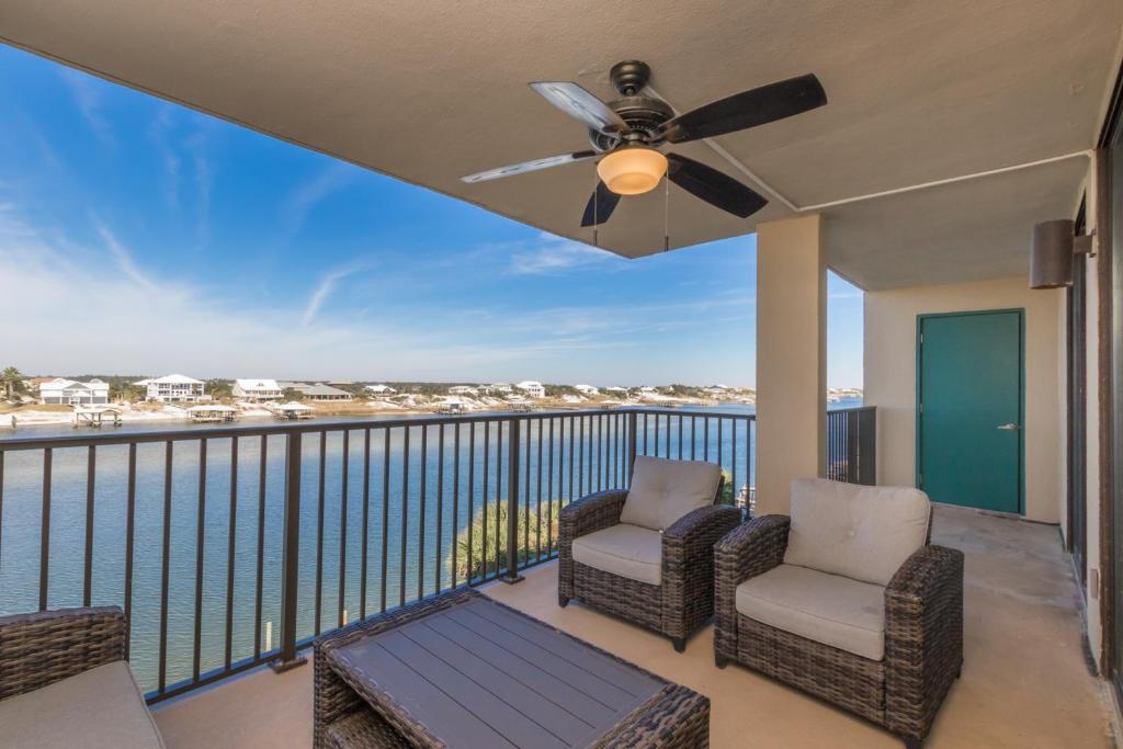 Ole River Hideway, Orange Beach, Updated 2 Bedroom Waterfront Condo, Wind Drift