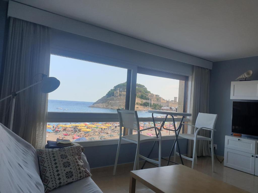 APARTAMENTO EN PRIMERA LINEA DE MAR