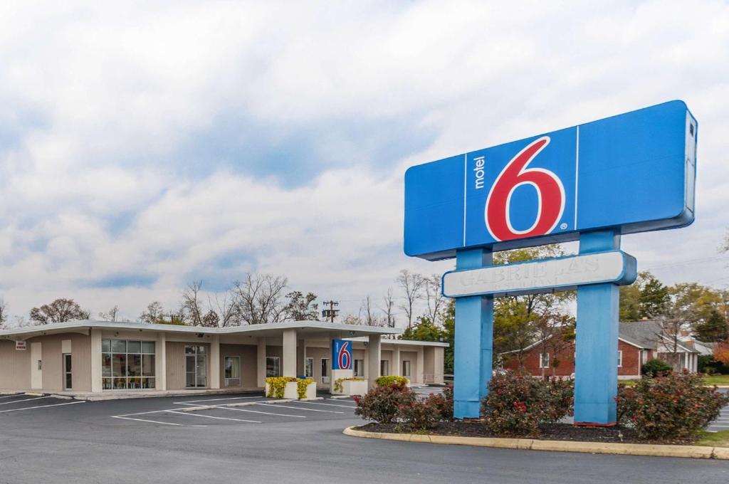 Motel6 Winchester, VA