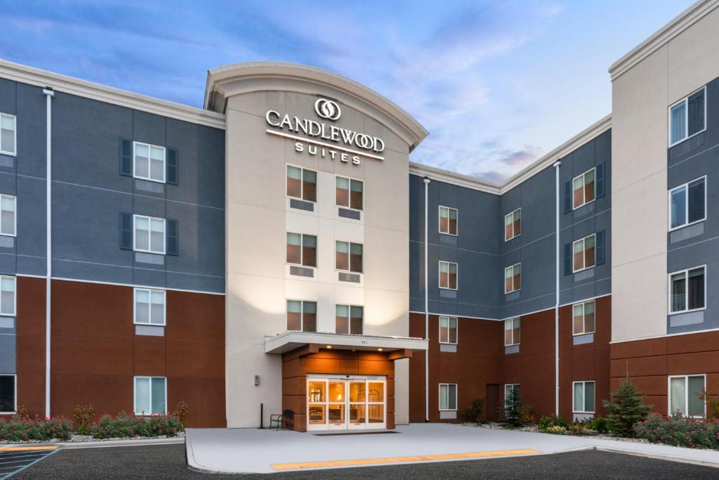 Candlewood Suites - Fairbanks, an IHG Hotel