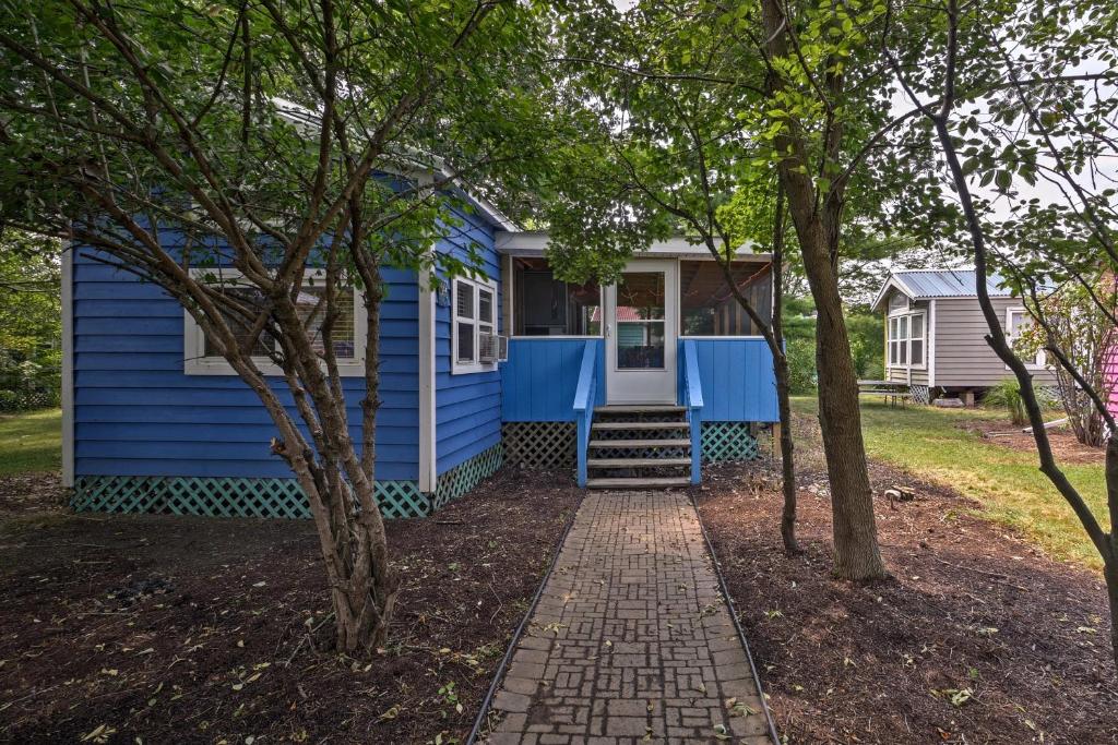 Middle Bass Island Home - Pool and Hot Tub Access!