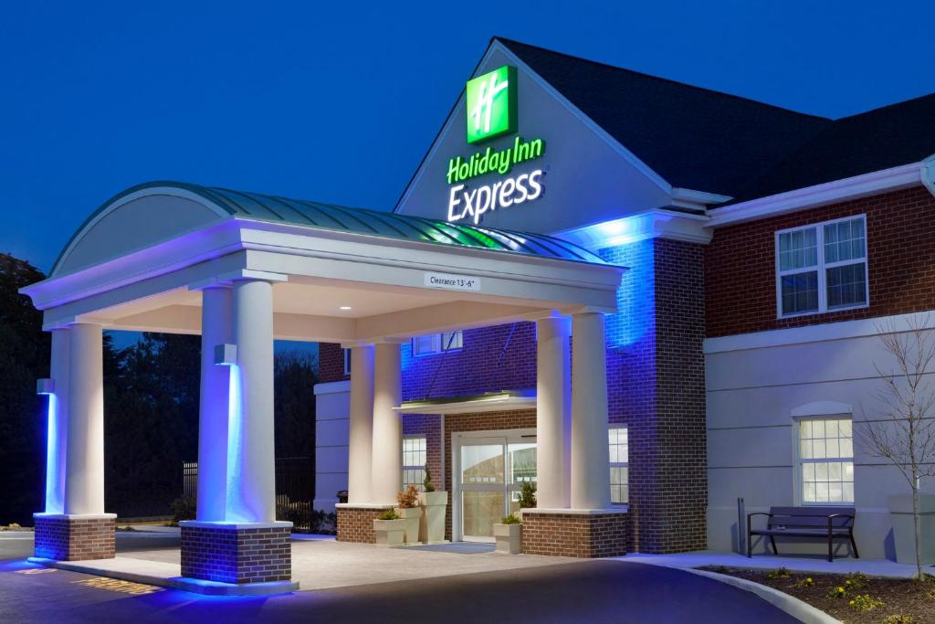 Holiday Inn Express Williamsburg North, an IHG Hotel