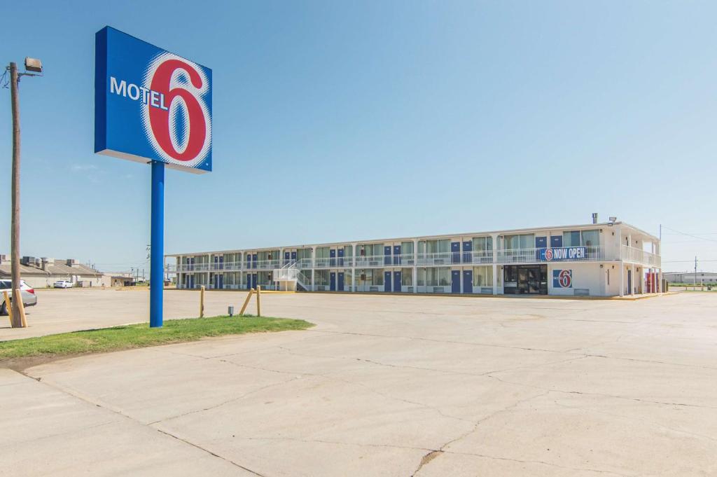 Motel 6-Liberal, KS