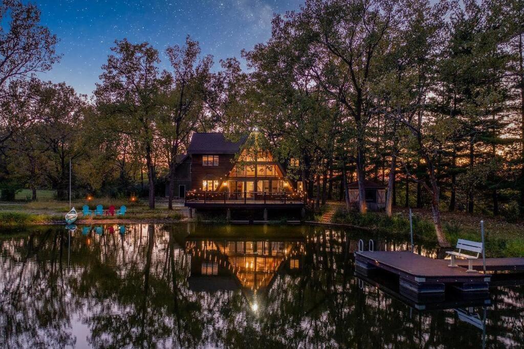 Secluded Waterfront A-Frame Cabin w/ Pvt Lake