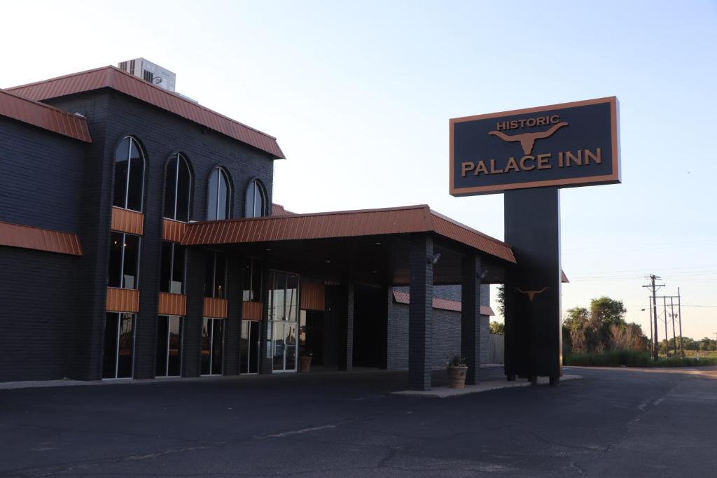 Historic Cow Palace Inn